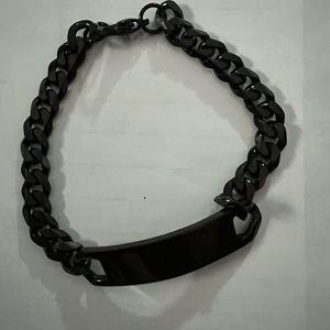 Tag Curbed Chain Bracelet by Adornia - brand new